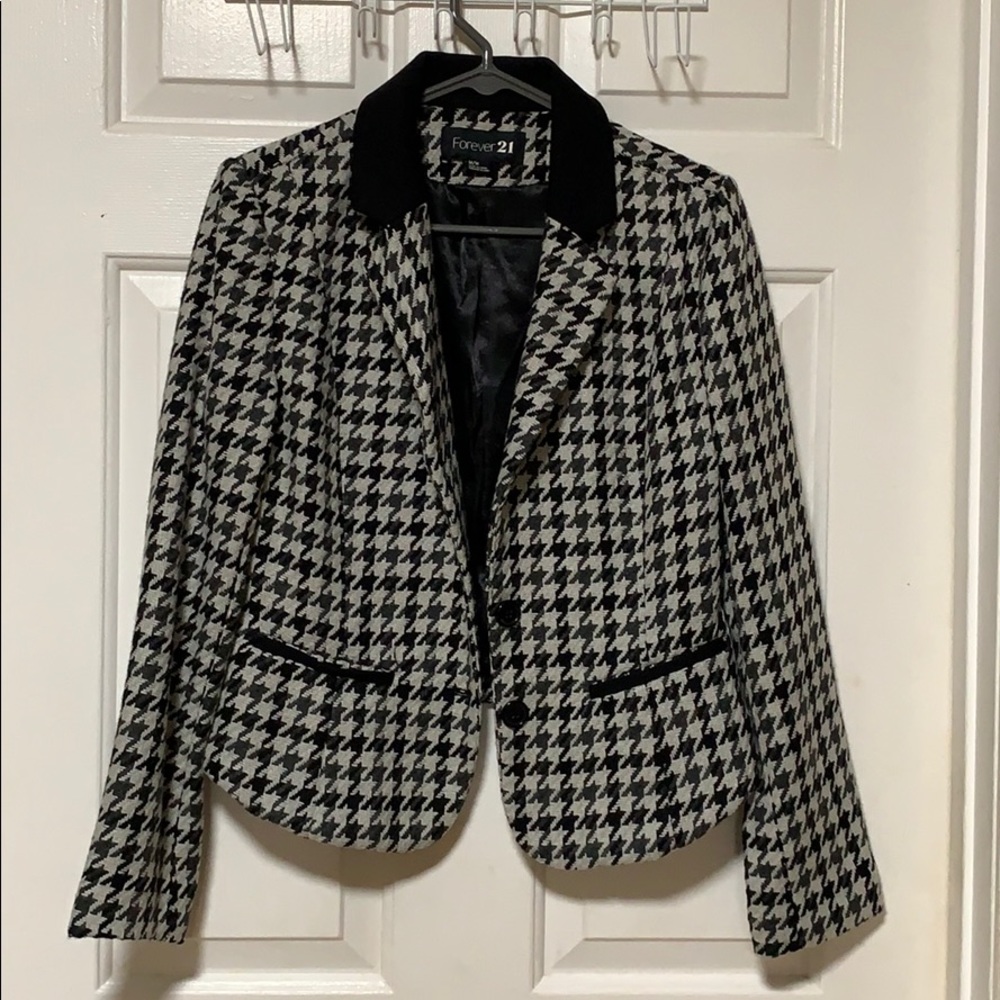 Black and white Blazer